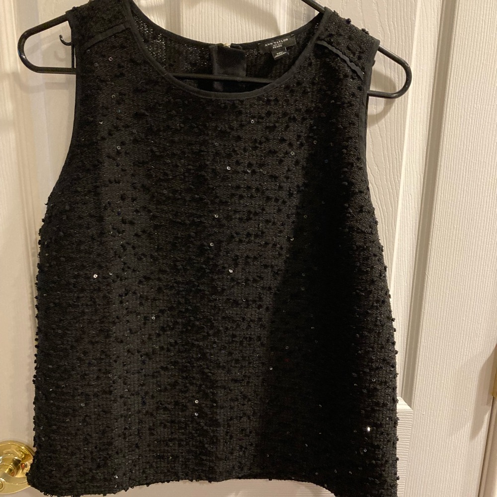 Ann Taylor Black Embellished sequined Boxy Sleeveless Top size medium petite EUC